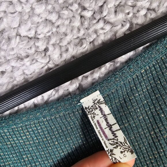 Intimately Free People Women Top Size Large Green Metallic Boho Flare Sleeve - Picture 6 of 12